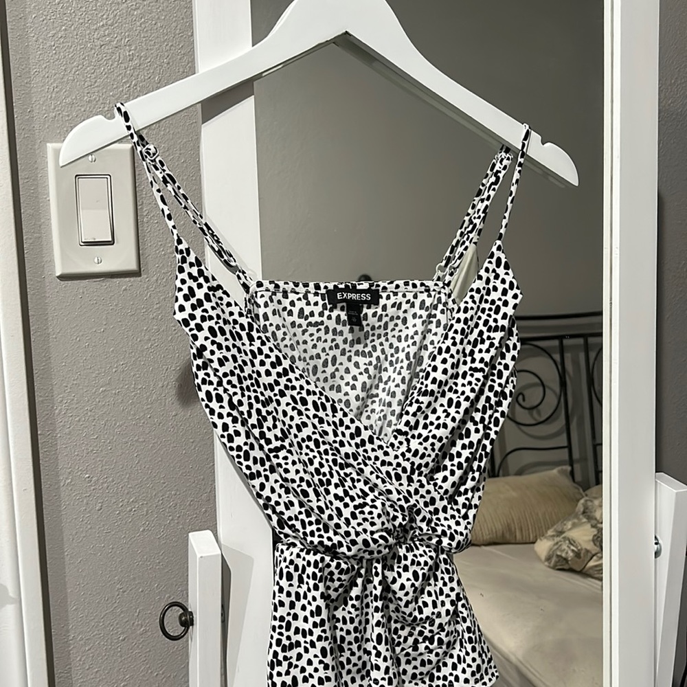 New without tag cute express top